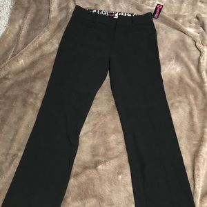 Flirtatious Black Slacks Size 9